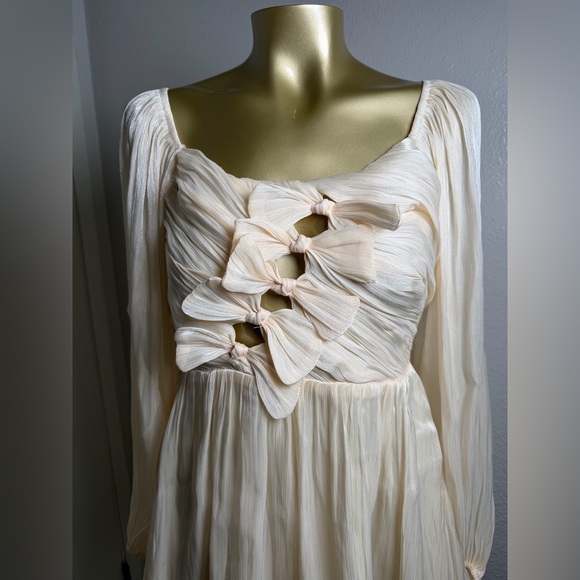Lulus Playful Delight Champagne Bow-Front Long Sleeve Mini Dress M - Picture 3 of 8